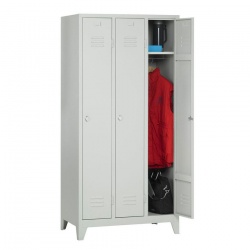kleding-lockerkasten_1878136557