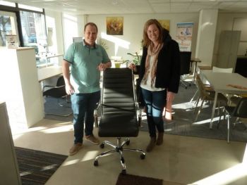 Winnar van de Like, Deel en Winactie